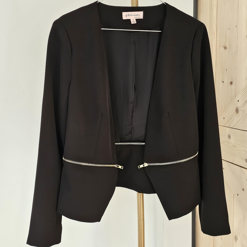 PHILOSOPHY size 8 black women's blazer with gold-toned zippers - Picture 2 of 8